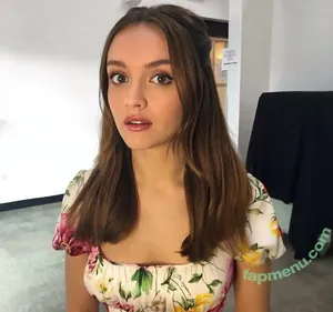 Olivia Cooke / livkatecooke nude photo #0270
