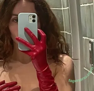 Olivia Cooke / livkatecooke nude photo #0321