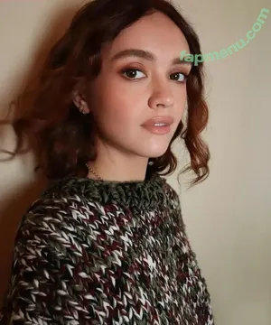 Olivia Cooke / livkatecooke nude photo #0337