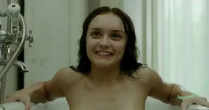 Olivia Cooke / livkatecooke nude photo #0359