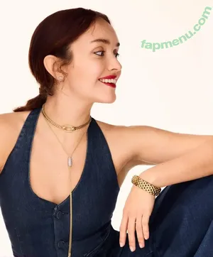 Olivia Cooke / livkatecooke nude photo #0662