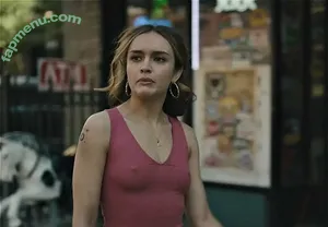 Olivia Cooke / livkatecooke nude photo #0668
