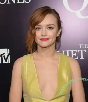Olivia Cooke / livkatecooke nude photo #0686