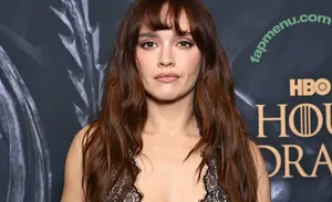 Olivia Cooke / livkatecooke nude photo #0688