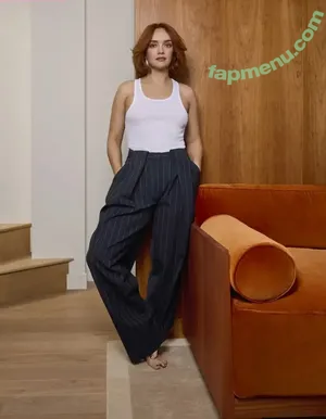 Olivia Cooke / livkatecooke nude photo #0711