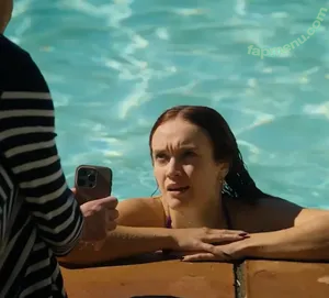 Olivia Cooke / livkatecooke nude photo #0777