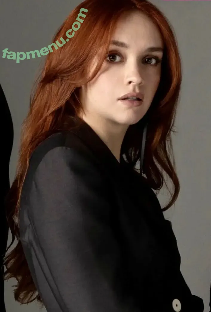 Olivia Cooke nude photo #0178 (livkatecooke)