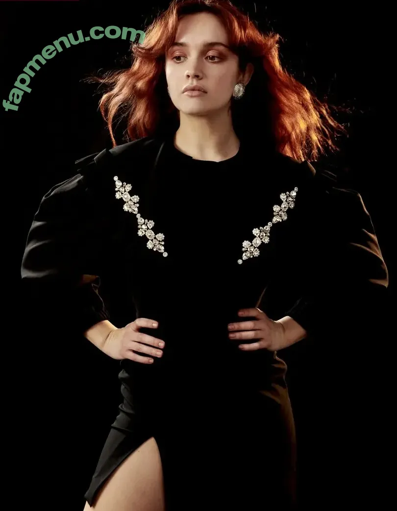 Olivia Cooke nude photo #0190 (livkatecooke)