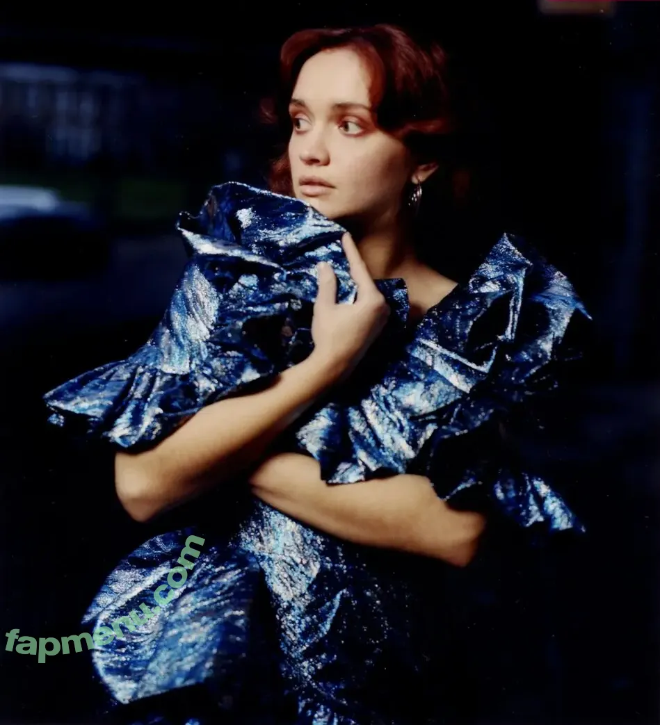 Olivia Cooke nude photo #0192 (livkatecooke)