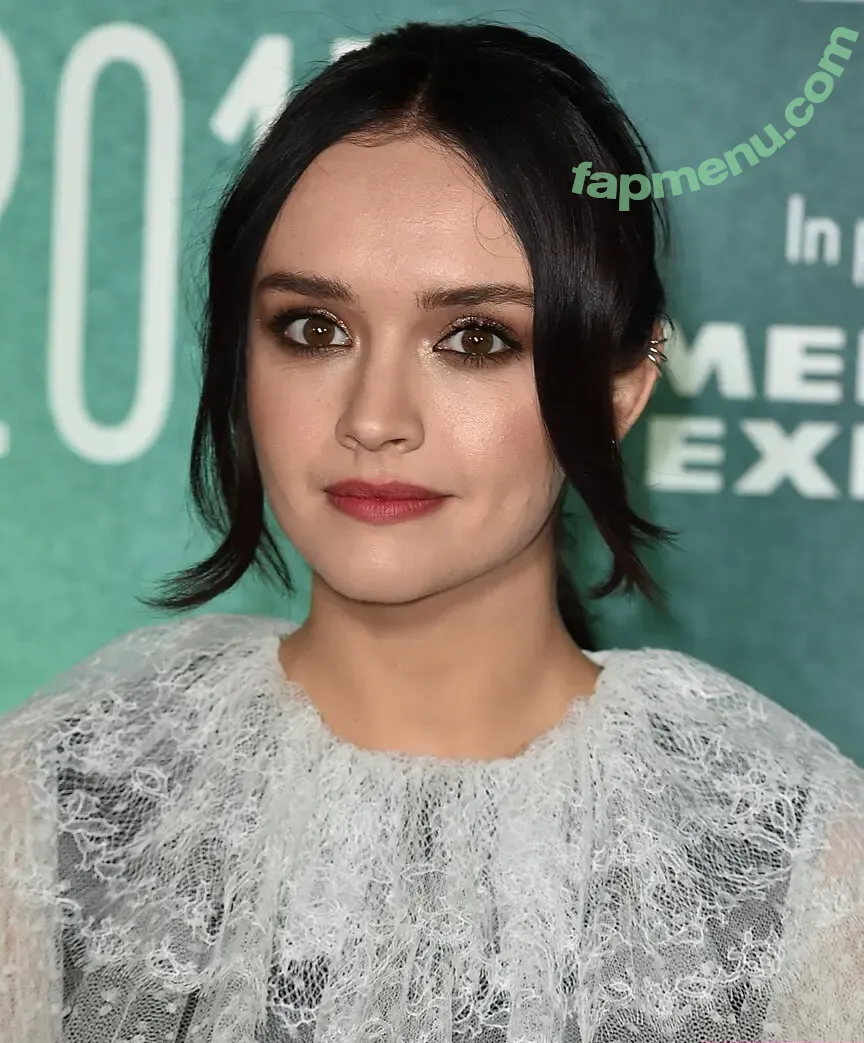 Olivia Cooke nude photo #0216 (livkatecooke)