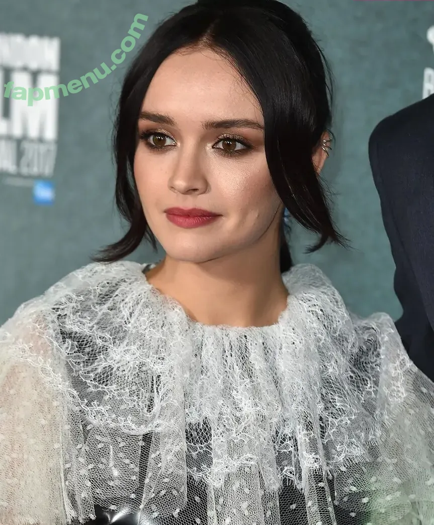 Olivia Cooke nude photo #0218 (livkatecooke)