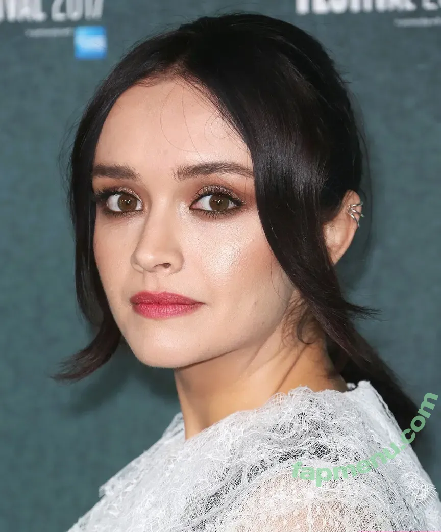 Olivia Cooke nude photo #0219 (livkatecooke)