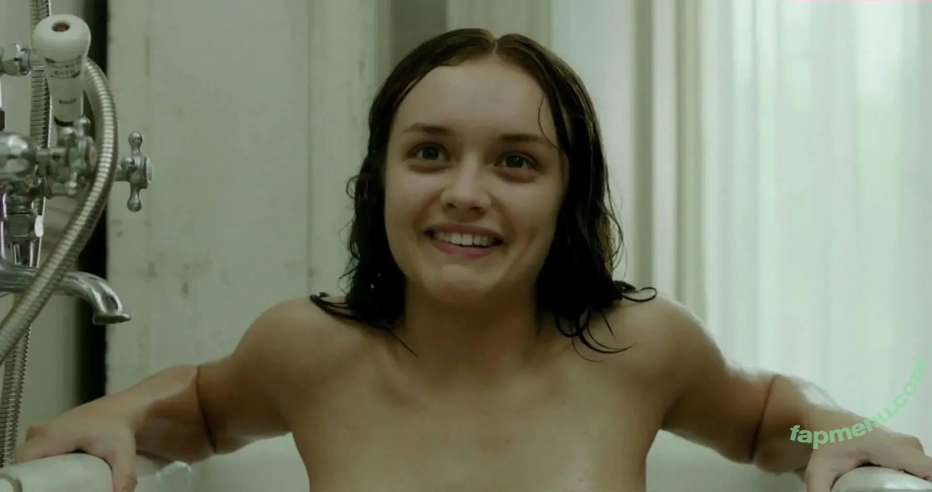 Olivia Cooke nude photo #0359 (livkatecooke)