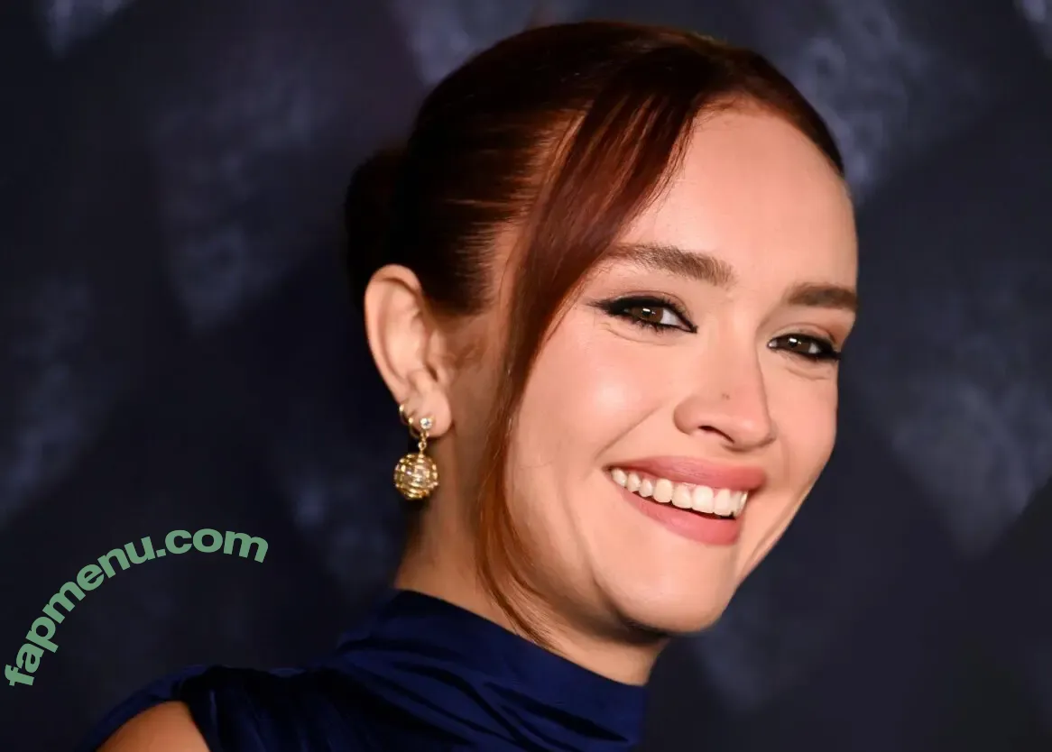 Olivia Cooke nude photo #0399 (livkatecooke)