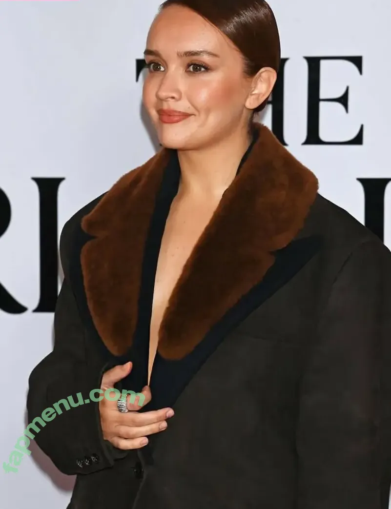Olivia Cooke nude photo #0785 (livkatecooke)