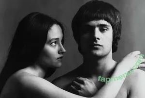 Olivia Hussey / oliviahusseyeisley nude photo #0007
