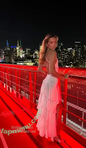 Olivia Ponton / olivia.ponton / olivia_ponton nude photo #4064