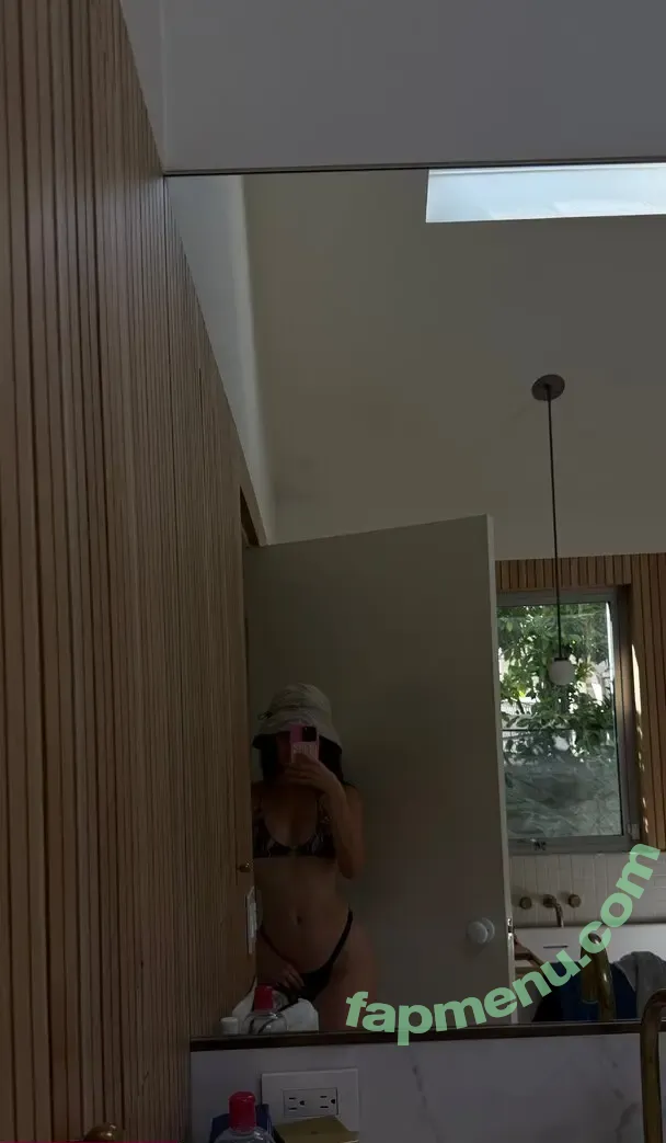 Olivia Sui nude photo #0114 (Smosh / oliviasui)