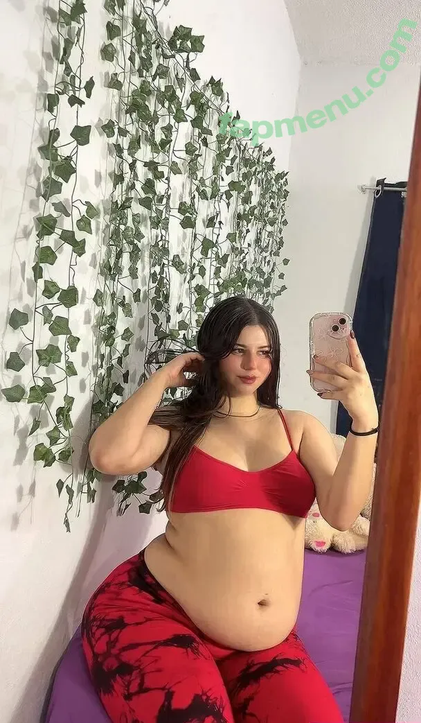 oliviagrcd nude photo #0090 (oliviagird)