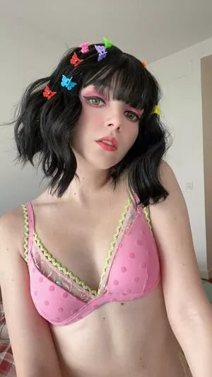 Olyashaa / deepfake / olyashaasaxon nude photo #0605