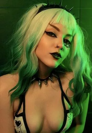 Olyashaa / deepfake / olyashaasaxon nude photo #0900