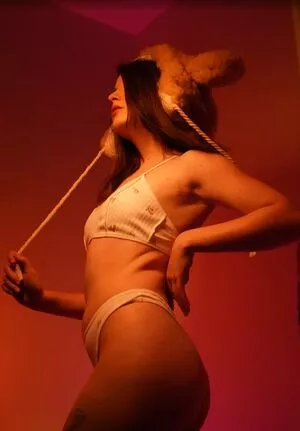 Olyashaa / deepfake / olyashaasaxon nude photo #0981