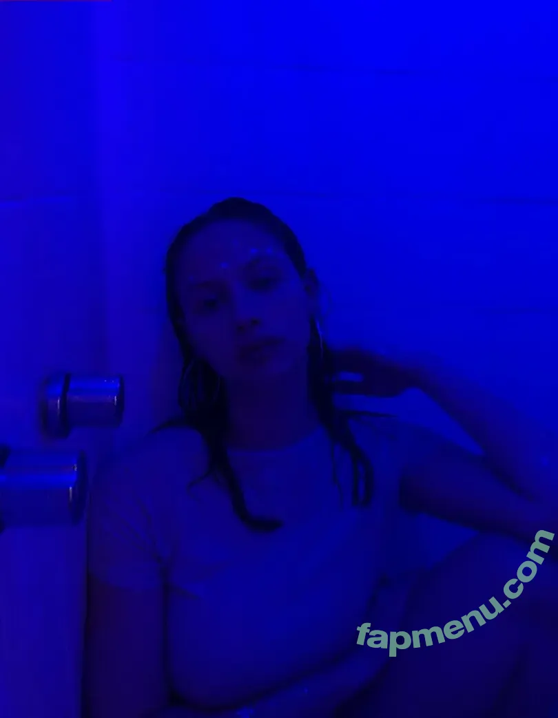 Ona Cimolai nude photo #0010 (onacimolai)