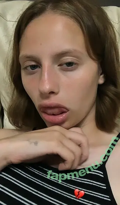 Ona Cimolai nude photo #0015 (onacimolai)