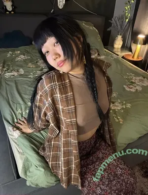  nude photo #0004