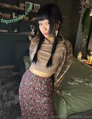  nude photo #0007
