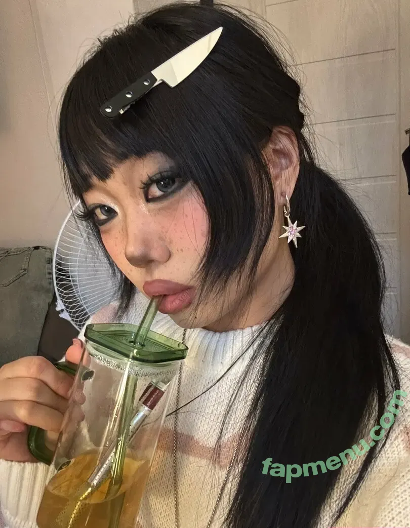 one_1ove nude photo #0011 (one_1ove)