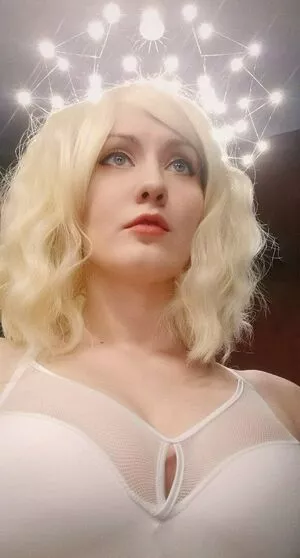 Oniksiya Sofinikum / AdamaeOniksiya / nuviponyali / oniksiya_sofinikum / sofinikum nude photo #1551