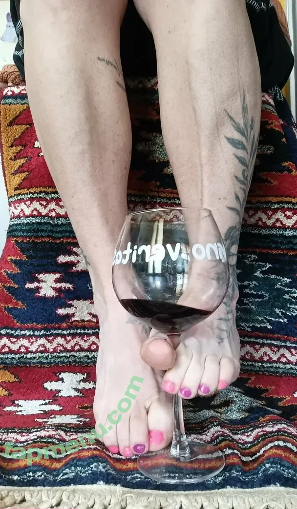 onlybluefeet nude photo #0030 (onlybluefeet)