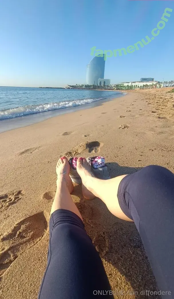 onlybluefeet nude photo #0042 (onlybluefeet)