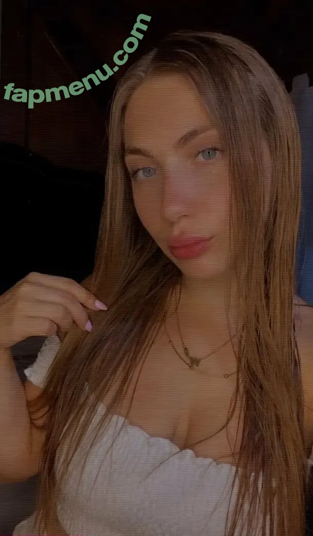 onlycutevika nude photo #0001 (reel)
