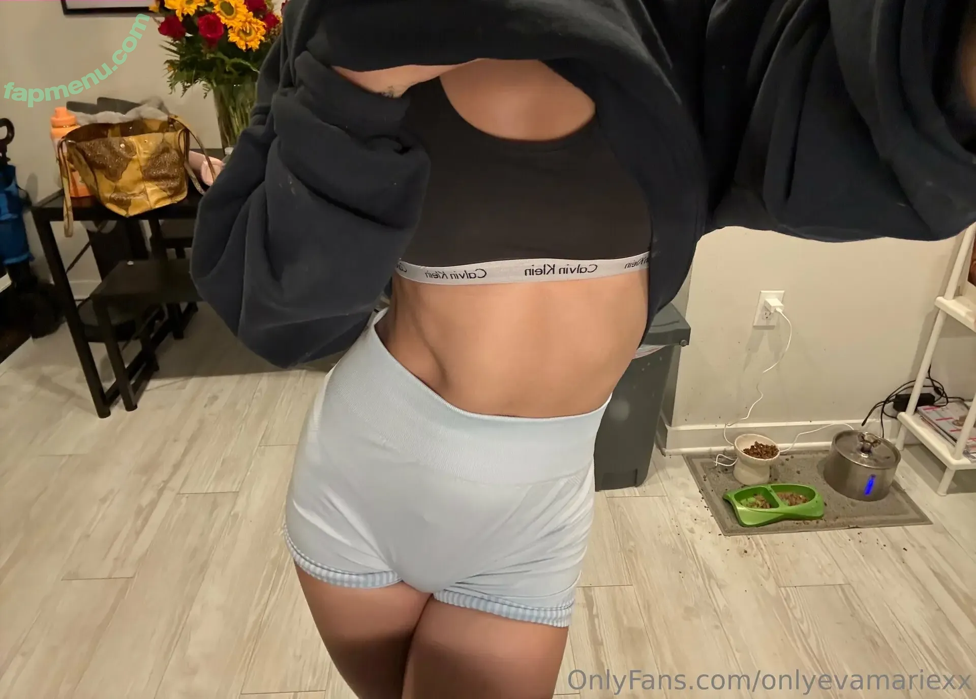 onlyevamariexx nude photo #0065 (onlyevamariexx)