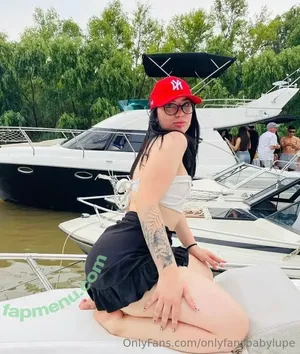 onlyfansbabylupe / babylupecol nude photo #0001