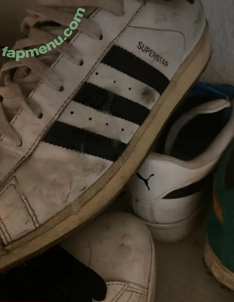 onlyfeetnsneakers nude photo #0001 (onlyfeetnsneakers)