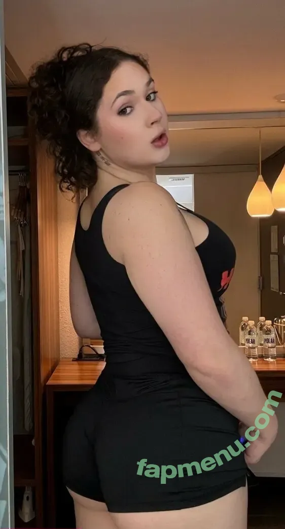 onlytsvalencia nude photo #0009 (tsnattiethebaddie)
