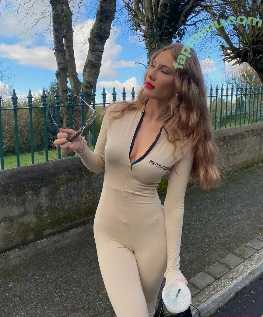 Oonagh Canning nude photo #0006 (oonaghcanning15)