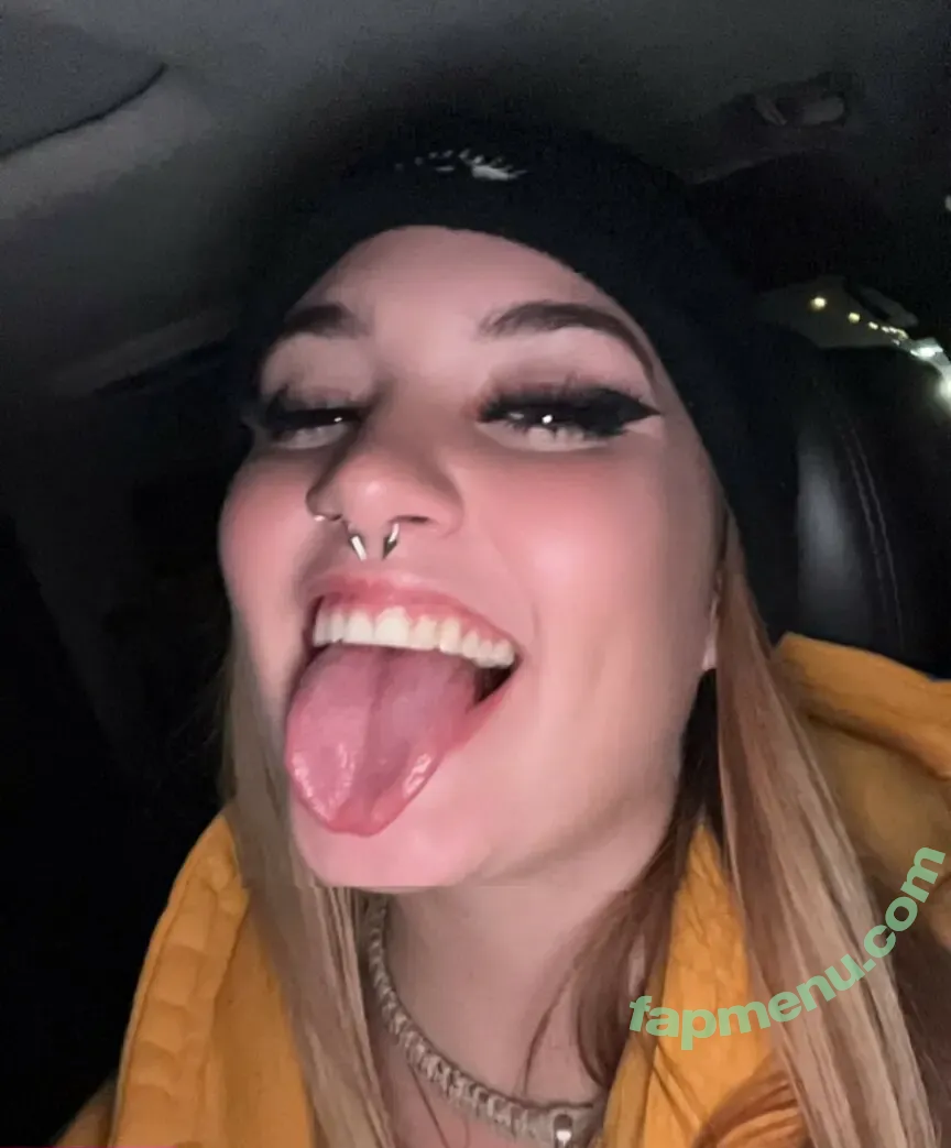 OrganicLiv nude photo #0008 (fructosuim / livihippie0.0 / organiclive_)
