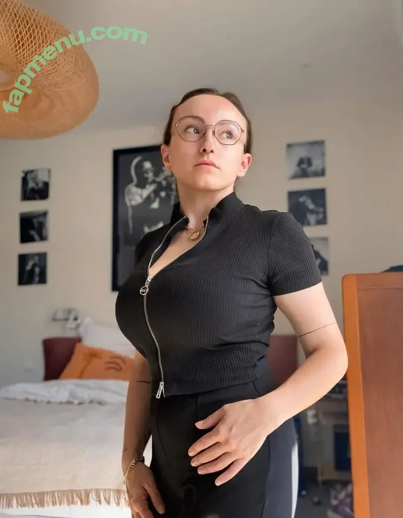 Oryvllmiee nude photo #0078 (Oryvllmiee)