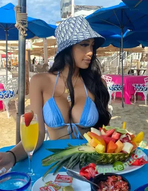 Overitabby nude photo #0018