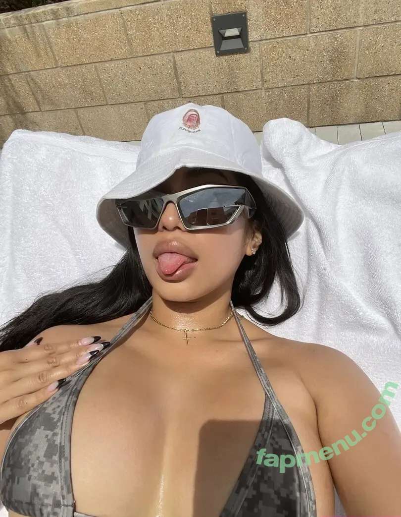 Overitabby nude photo #0041 (Overitabby)