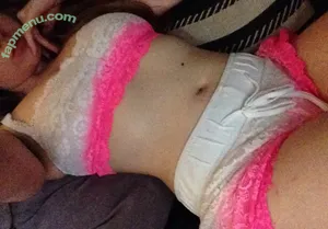 owlbie nude photo #0052