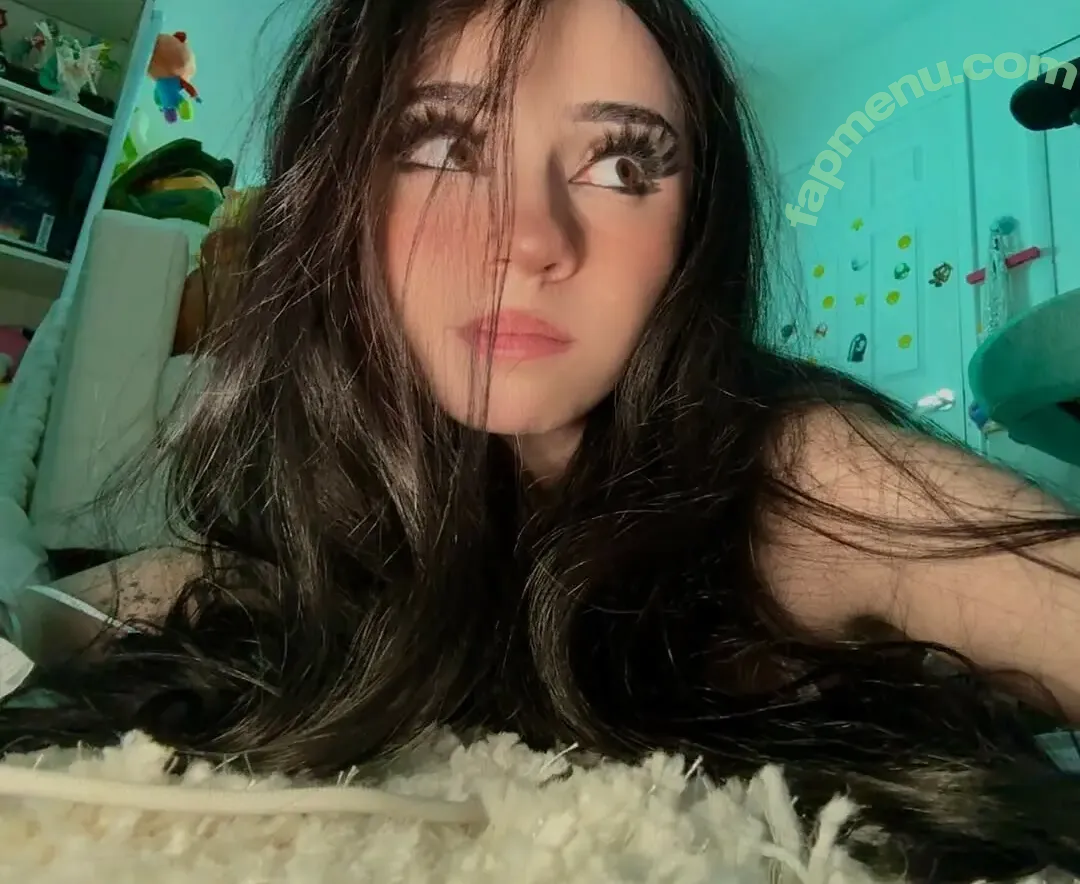 Oxythoughtin nude photo #0004 (Avivasofia / Misopacketbae)