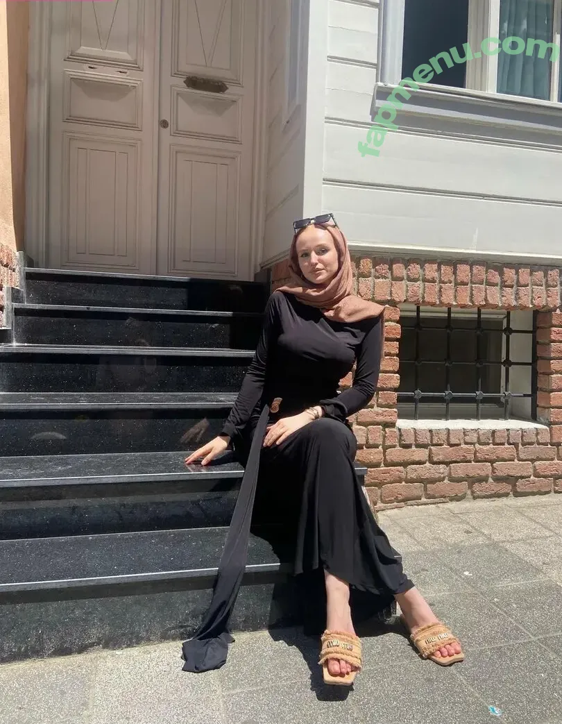 ozlemylzz nude photo #0008 (ozlemylzz34)