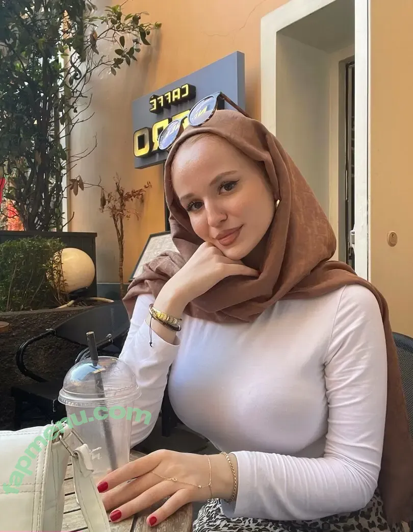 ozlemylzz nude photo #0036 (ozlemylzz34)