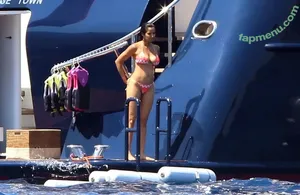 Padma Lakshmi / PadmaLakshmi nude photo #0450