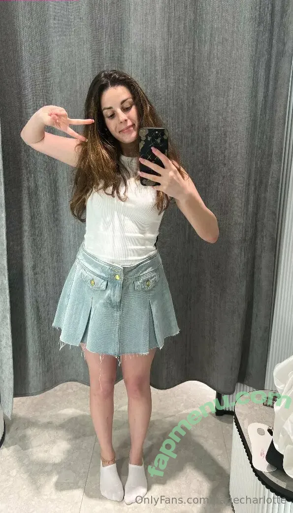 pagecharlotte nude photo #0040 (pagecharlotte2)